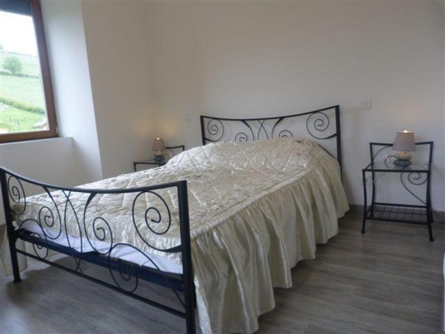 gite Oustal Belcastel  Esterno foto